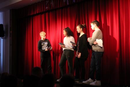 »Mamica je kakor zarja« (20)